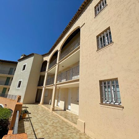 Apartment Port Cogolin With Garden View Grimaud Bagian luar foto