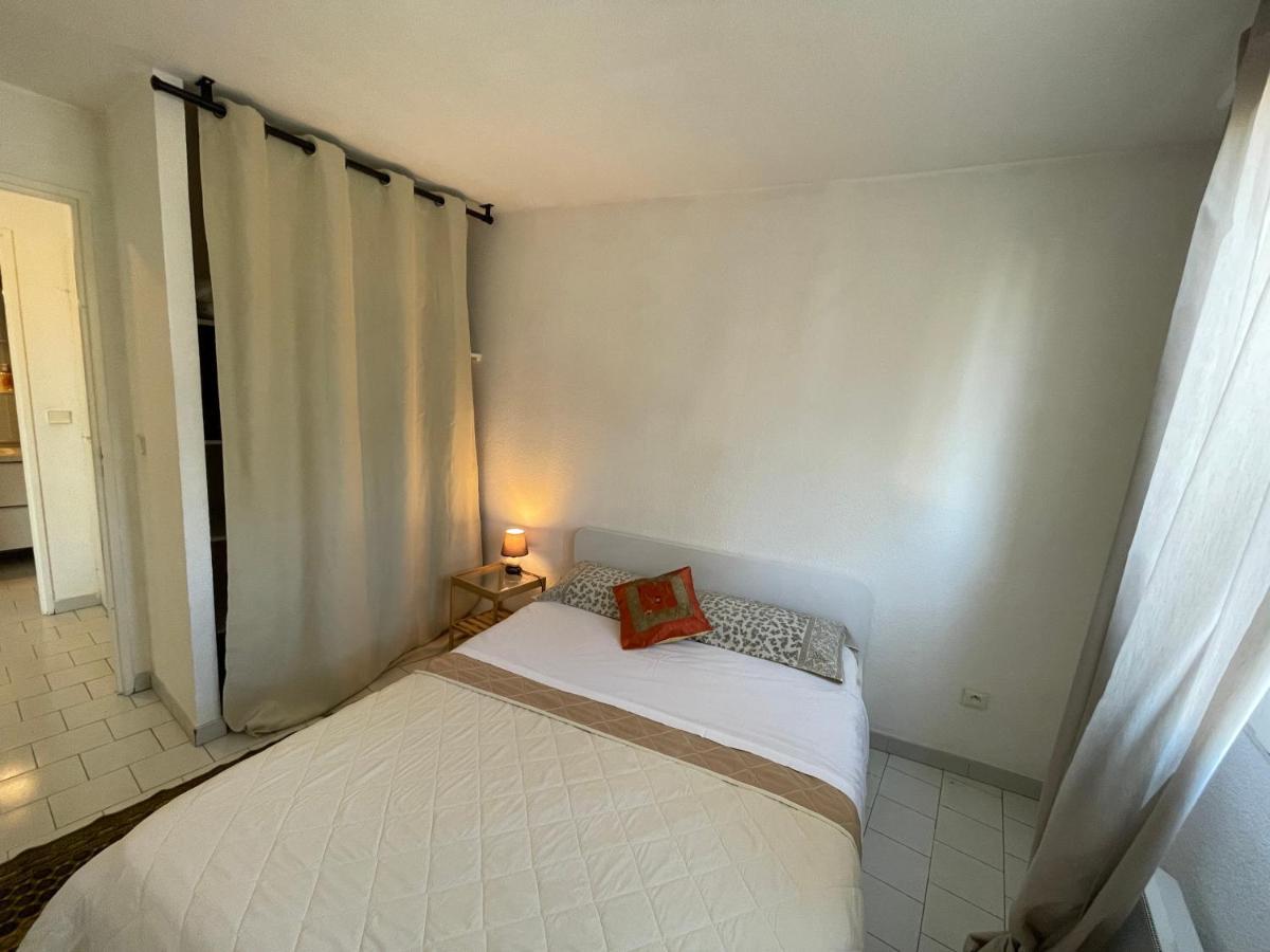 Apartment Port Cogolin With Garden View Grimaud Bagian luar foto