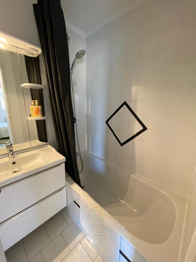 Apartment Port Cogolin With Garden View Grimaud Bagian luar foto